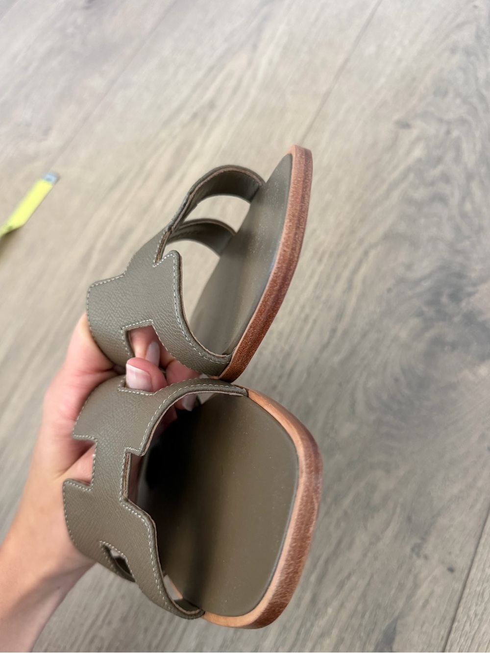 Taupe leather sandals size 10